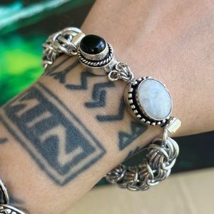Handmade onyx & moonstone maille link bizantine boho gemstones bracelet